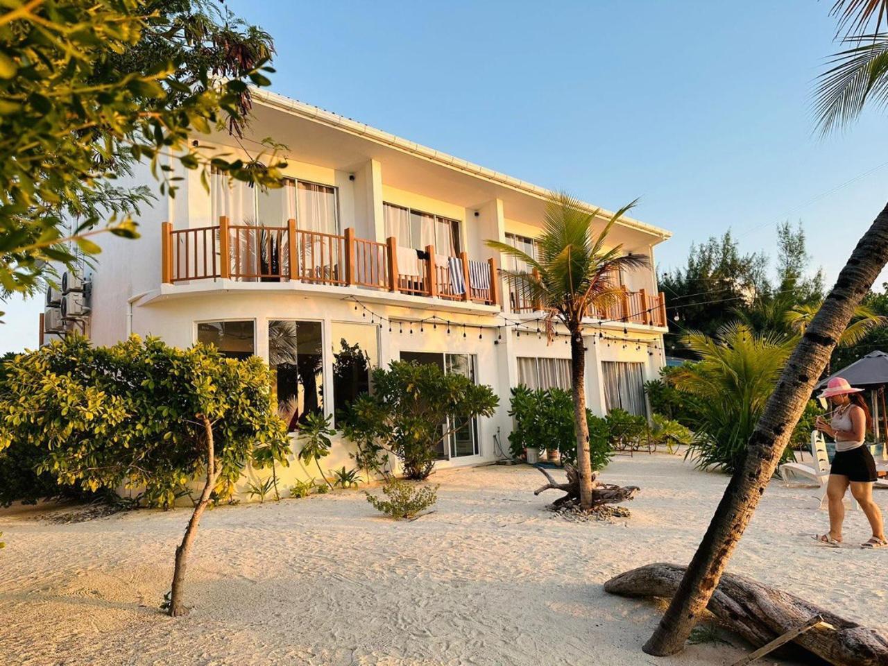 The Sunset Villa Dhiffushi Εξωτερικό φωτογραφία